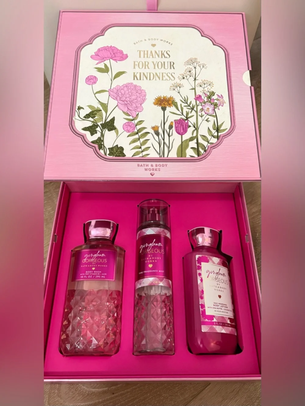 BATH & BODY WORKS - GINGHAM GORGEOUS - WASH, MIST, LOTION GIFT SET FULL SIZE NEW